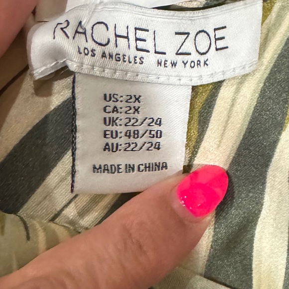 3/$40Rachel Zoe Size 2X - Picture 3 of 8